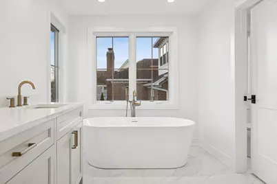 153 S Kenmore Avenue, Elmhurst, IL 60126 - Photo 22