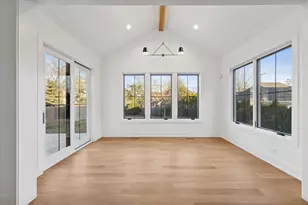 153 S Kenmore Ave, Elmhurst, IL 60126 - Photo 14