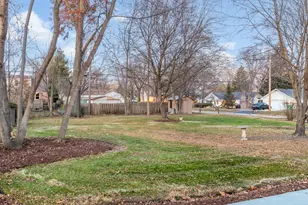 102 W Potomac Ave, Lombard, IL 60148 - Photo 6