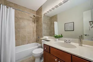 1036 N Crosby St, Chicago, IL 60610 - Photo 16