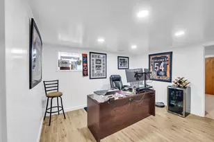 10840 S Kolmar Ave, Oak Lawn, IL 60453 - Photo 18