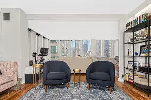 100 E Walton St, Chicago, IL 60611 - Photo 8