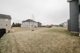 12513 S Willowgate Ln, Plainfield, IL 60585 - Photo 4