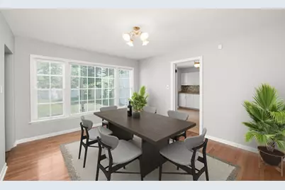 255 Irving Boulevard, Chicago Heights, IL 60411 - Photo 4