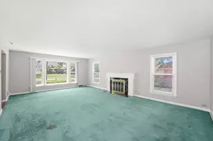 255 Irving Blvd, Chicago Heights, IL 60411 - Photo 2