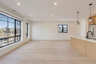 1619 W Lawrence Ave, Chicago, IL 60640 - Photo 4