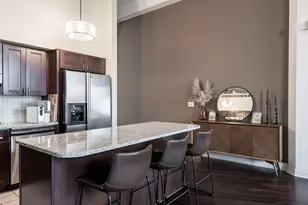 [Address not provided], Chicago, IL 60657 - Photo 18