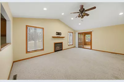 500 Countryside Lane, Dixon, IL 61021 - Photo 16