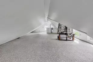 7339 S Park Ave, Burr Ridge, IL 60527 - Photo 4