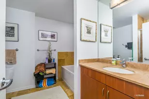 125 S Green St, Chicago, IL 60607 - Photo 10