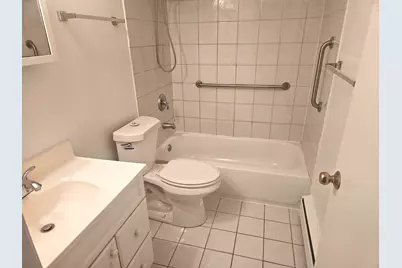 [Address not provided], Park Ridge, IL 60068 - Photo 16