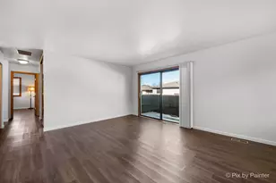 29W560 Winchester Circle, Warrenville, IL 60555 - Photo 4