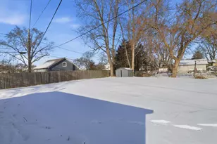 42380 N Lake Dr, Antioch, IL 60002 - Photo 22