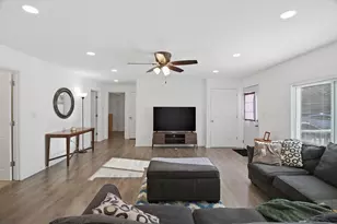 42380 N Lake Dr, Antioch, IL 60002 - Photo 6