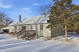 42380 N Lake Dr, Antioch, IL 60002 - Photo 2