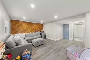 665 W Lake Manor Dr, Addison, IL 60101 - Photo 14