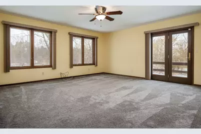 8087 Auburn Road, Winnebago, IL 61088 - Photo 18