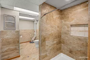 1652 Hilda Dr, Lake Holiday, IL 60548 - Photo 16