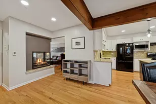 151 Walton St, Barrington, IL 60010 - Photo 6