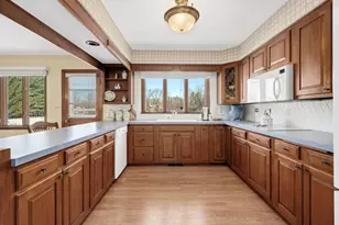 28W472 Cape Ave, West Chicago, IL 60185 - Photo 10