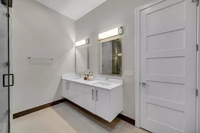 819 N Hoyne Avenue #1, Chicago, IL 60622 - Photo 16