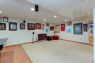 833 E Sterling Ave, West Chicago, IL 60185 - Photo 22