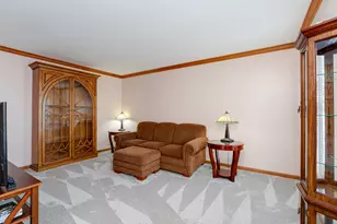 833 E Sterling Ave, West Chicago, IL 60185 - Photo 8