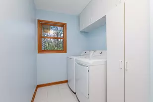 833 E Sterling Ave, West Chicago, IL 60185 - Photo 14