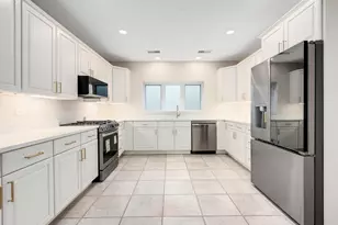 20 Natoma Dr, Oak Brook, IL 60523 - Photo 38