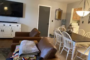 727 15th St, Peru, IL 61354 - Photo 8