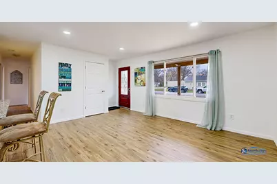 [Address not provided], McHenry, IL 60050 - Photo 6