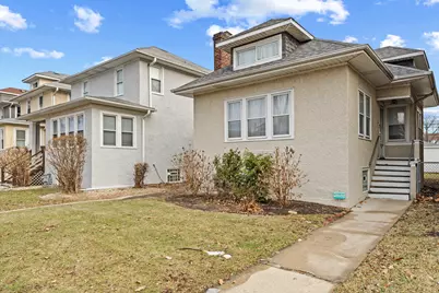 1002 N Humphrey Avenue, Oak Park, IL 60302 - Photo 2