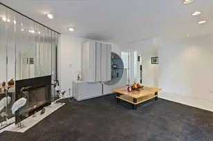 4757 Howard St, Skokie, IL 60076 - Photo 10