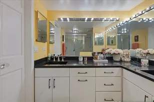 4757 Howard St, Skokie, IL 60076 - Photo 22