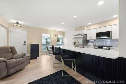 2828 Bluewater Circle, Naperville, IL 60564 - Photo 6