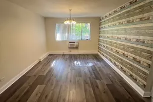 1471 N Winslowe Dr, Palatine, IL 60074 - Photo 8