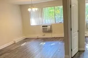 1471 N Winslowe Dr, Palatine, IL 60074 - Photo 4