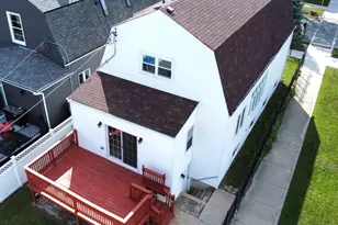 5657 N Parkside Ave, Chicago, IL 60646 - Photo 2