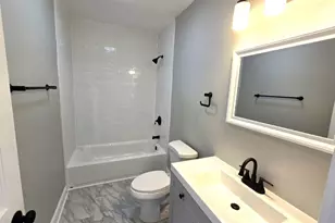 5657 N Parkside Ave, Chicago, IL 60646 - Photo 22