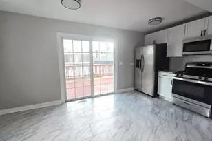 5657 N Parkside Ave, Chicago, IL 60646 - Photo 16