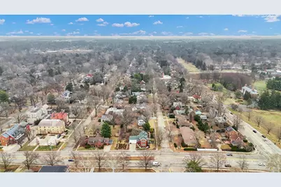 812 W Delaware Avenue, Urbana, IL 61801 - Photo 96