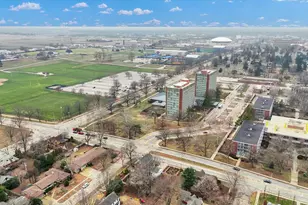 812 W Delaware Ave, Urbana, IL 61801 - Photo 94