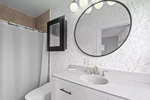 812 W Delaware Ave, Urbana, IL 61801 - Photo 36