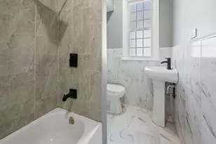 4251 N Lawndale Ave, Chicago, IL 60618 - Photo 12