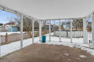 570 Boardman Cir, Bolingbrook, IL 60440 - Photo 18