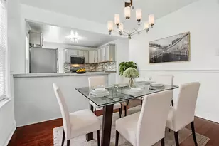 228 E 141st St, Dolton, IL 60419 - Photo 8