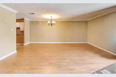 1243 E Baldwin Lane #211, Palatine, IL 60074 - Photo 6