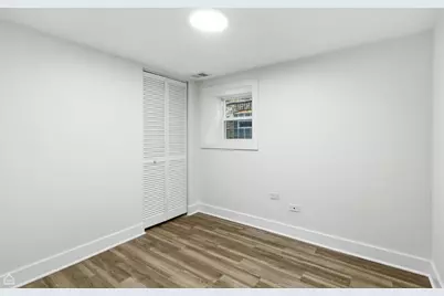 5525 W Berenice Avenue, Chicago, IL 60641 - Photo 20