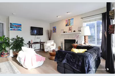 1185 Mallard Court, Fox Lake, IL 60020 - Photo 8