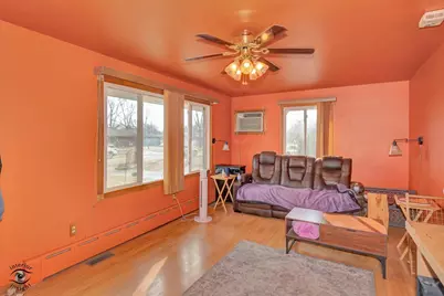 390 N Washington Street, Coal City, IL 60416 - Photo 8